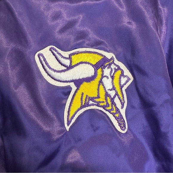 Vintage Minnesota Vikings Purple Satin Bomber Jacket - Picture 8 of 13